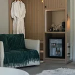 Evora Luxury 3* Mega Chorio