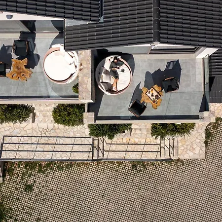 Evora Luxury Mega Chorio