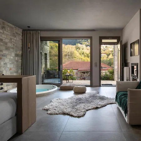 Evora Luxury 3* Mega Chorio