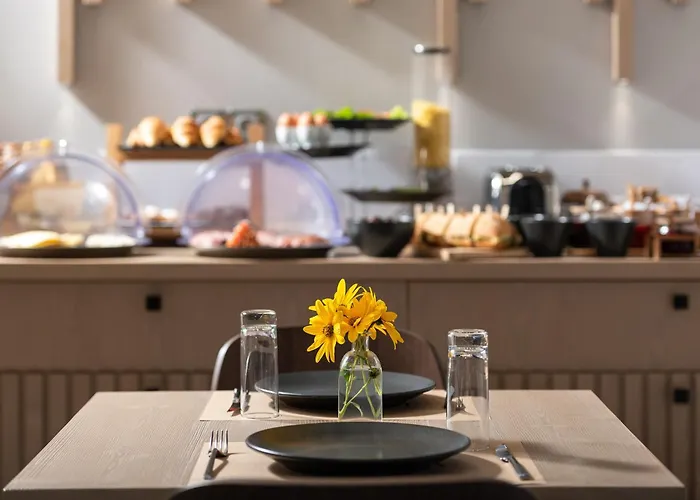 Evora Luxury Couette-café Mega Chorio