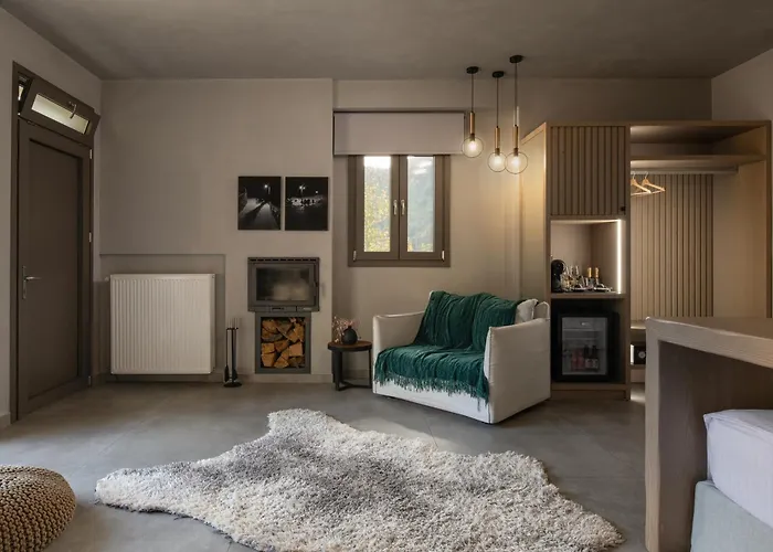 Evora Luxury Mega Chorio