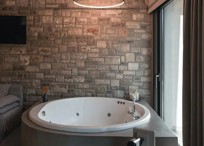 Bed and Breakfast Evora Luxury Mega Chorio